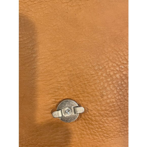 BCBGGENERATION TAN LEATHER CLUTCH PURSE - Picture 6 of 7